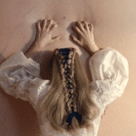 Wichrowe Wzgórza – kontrowersyjna adaptacja słynnej powieści