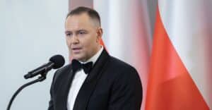 Pięć wniosków z badania CBOS o Karolu Nawrockim
