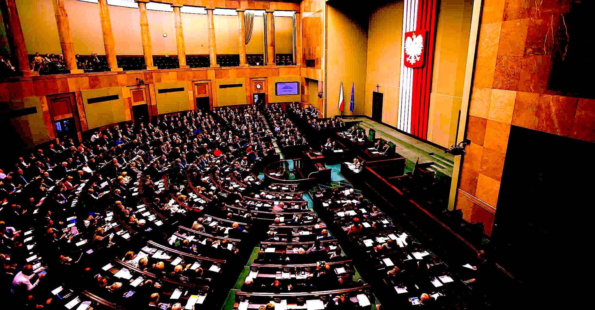 dlaczego Polacy nie ufają politykom