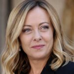 Giorgia Meloni pobiła rekord Berlusconiego. Teraz musi wygrać z własną prawicą