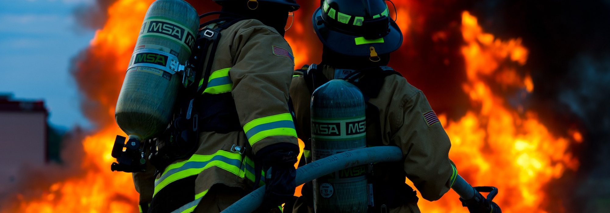 firefighter-2679283_1920