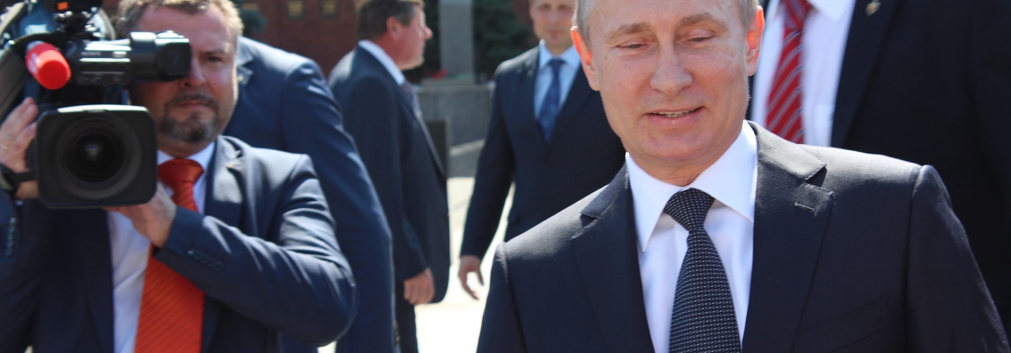 putin-g7ce87acd9_1920